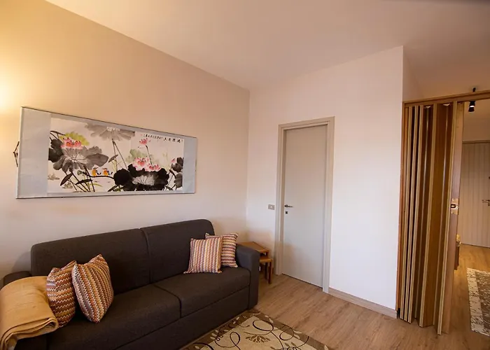 Relax Tra E Parco 레사