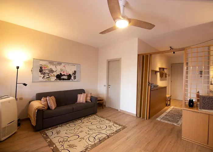 Relax Tra E Parco 레사